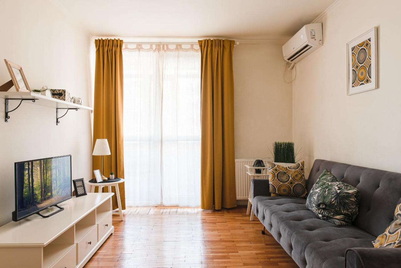 Ultracentral Apartment With City View - Bucharest Old Town Екстериор снимка
